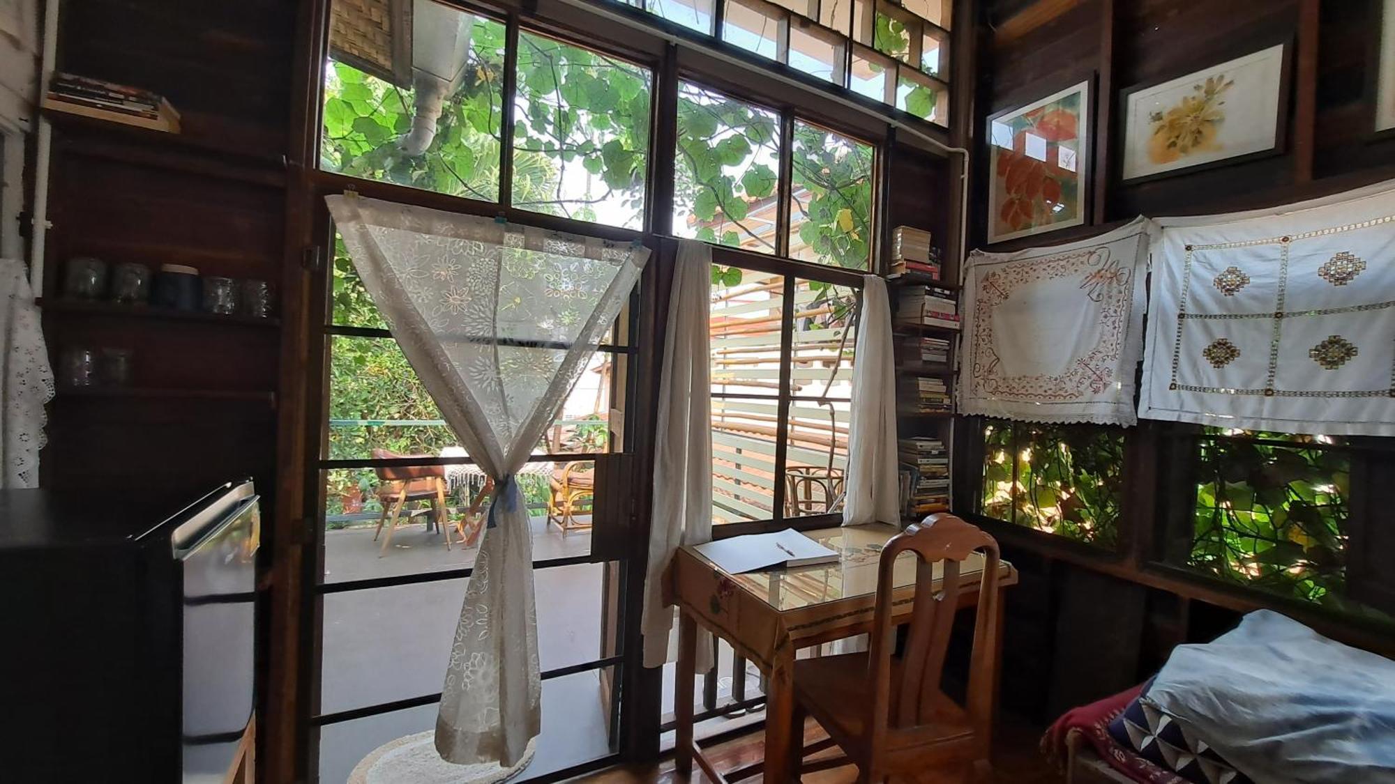 Banban Nannan Library And Guesthome Phòng bức ảnh