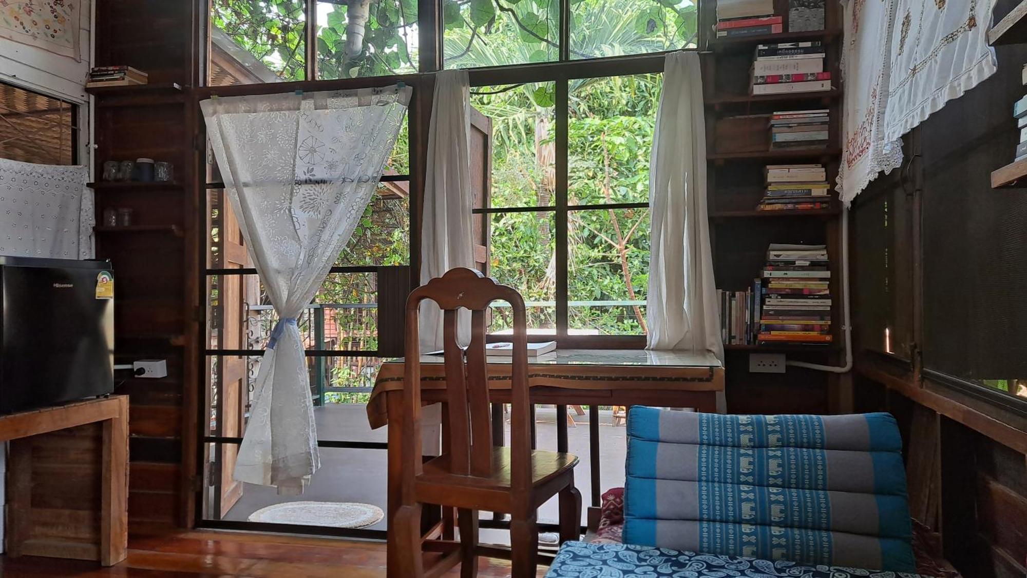 Banban Nannan Library And Guesthome Phòng bức ảnh